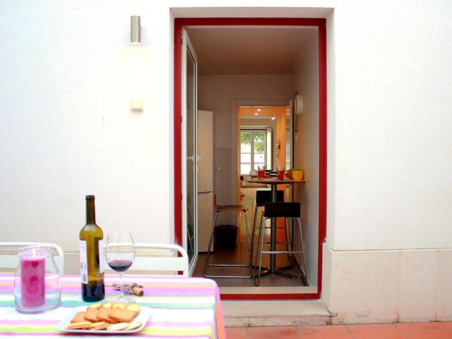 Joivy Modern 1-Bed Apt With Terrace, Moments From Sao Bento Palace Lisbon Exterior photo